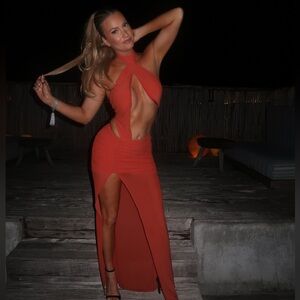 OUTCAST CLOTHING - RED MAXI -  SMALL